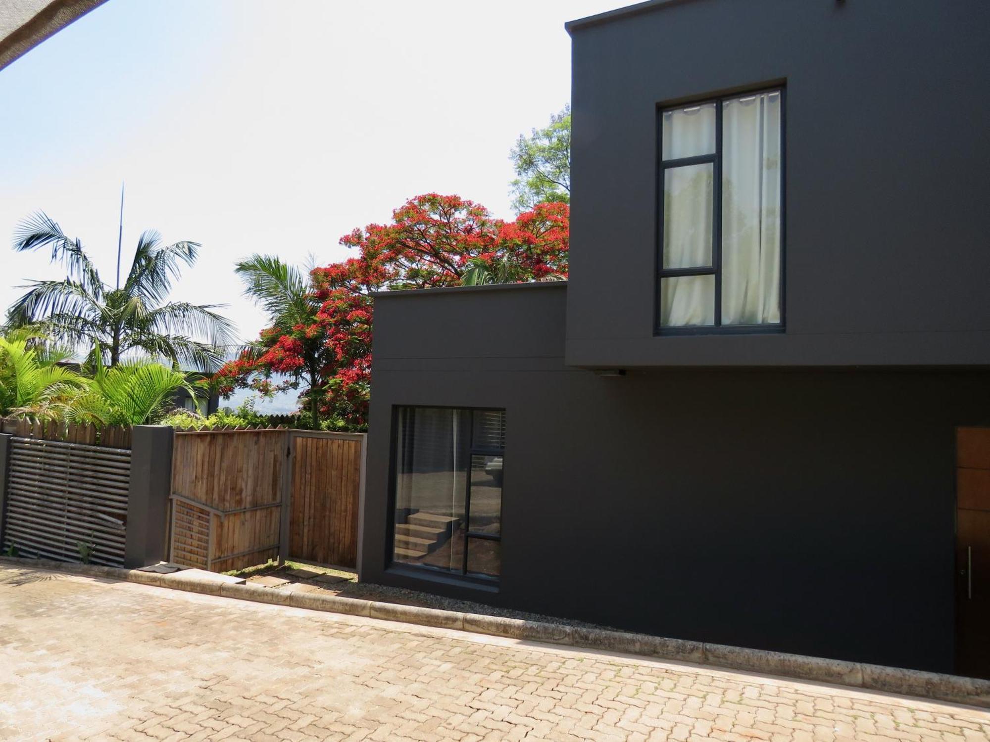 The Executive - Exclusive Self-Catering Apartments - Ezulwini Extérieur photo